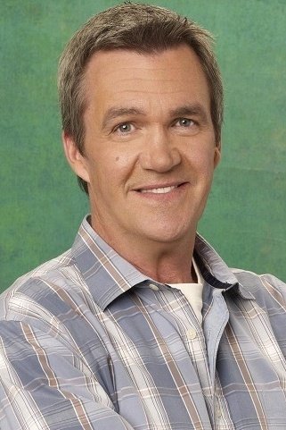 Neil Flynn - Jonathan Kent (voice)