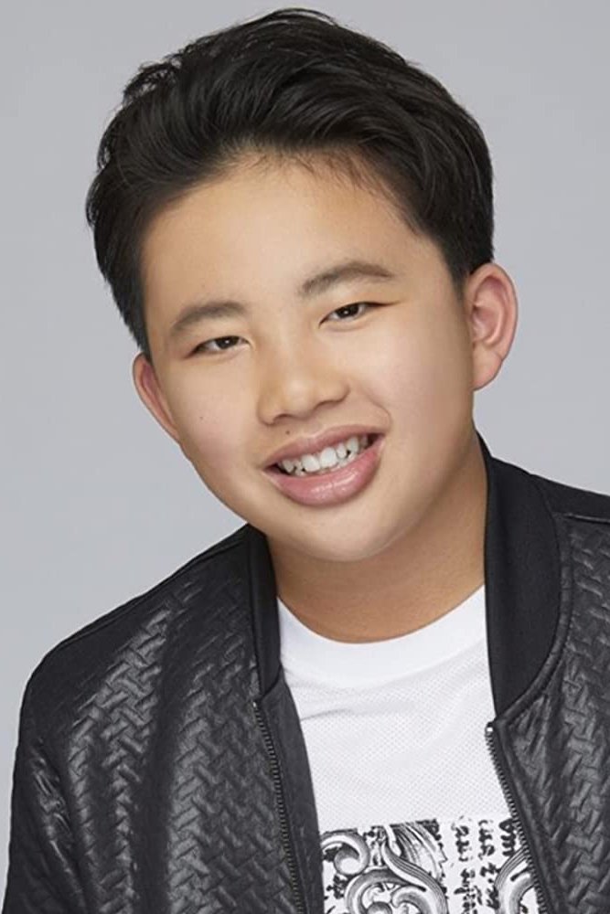 Albert Tsai - Drew (voice)