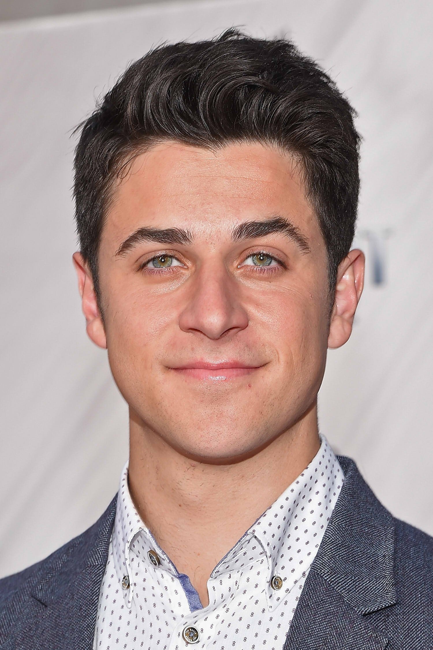 David Henrie - London Busbee