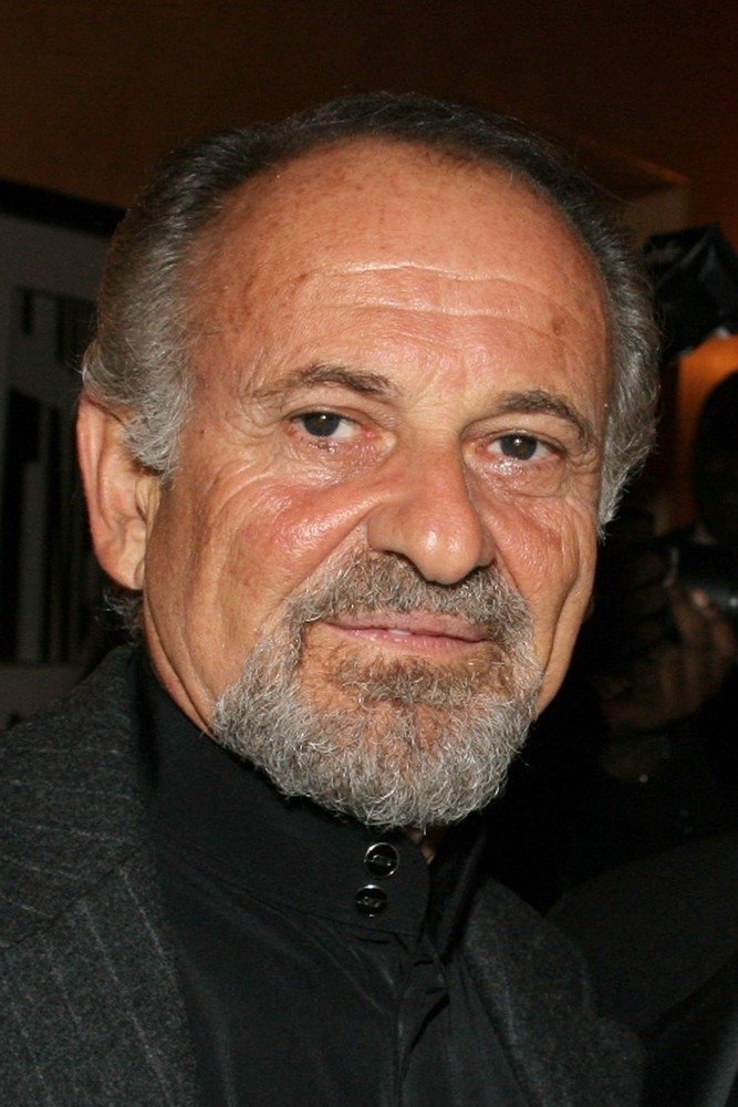 Joe Pesci - Frankie Monaldi