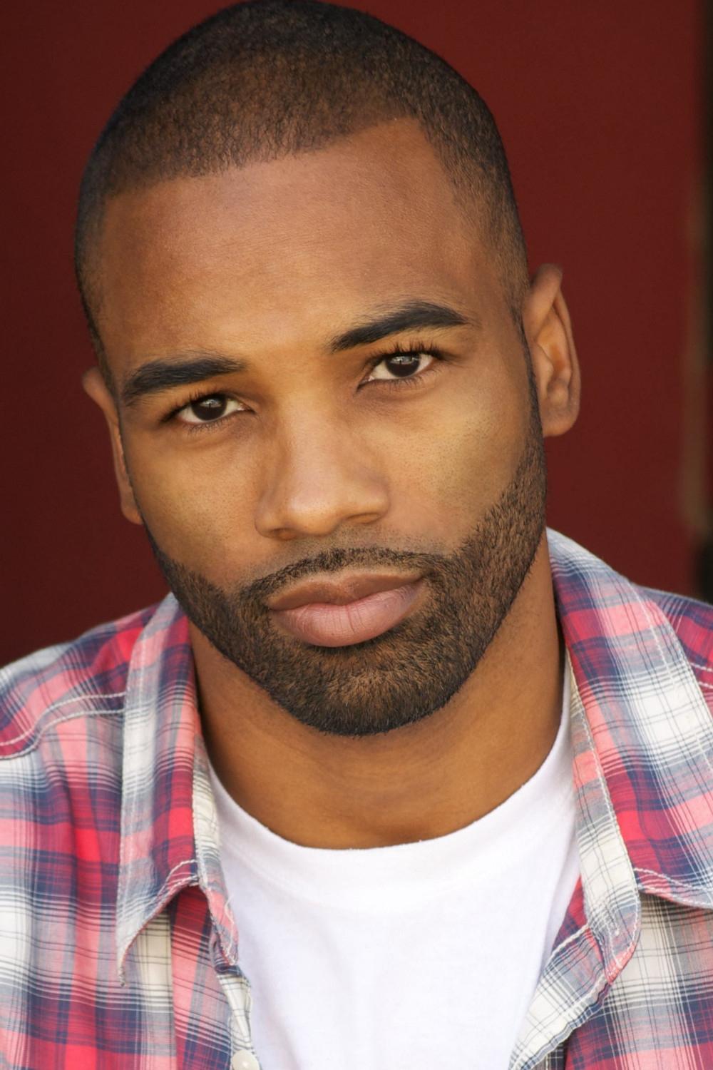Andra Fuller - Alex