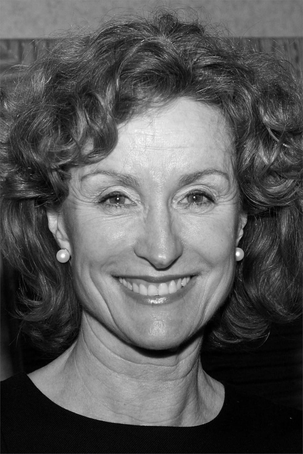 Lisa Banes - Karin Polachek
