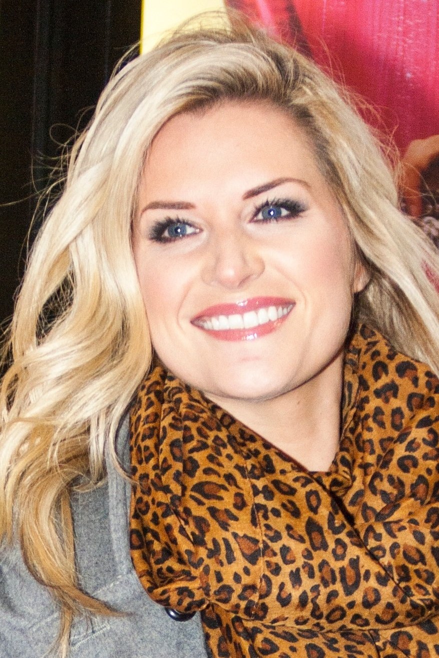 Sarah Jayne Dunn - Maroni's Mistress