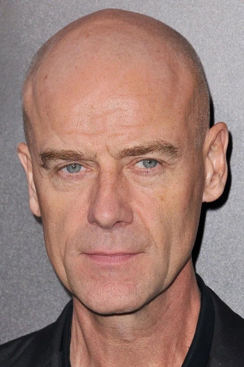 Pip Torrens - Doctor Richard Carlisle