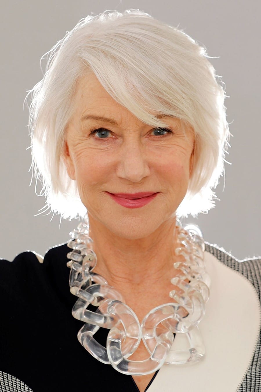 Helen Mirren - Narrator