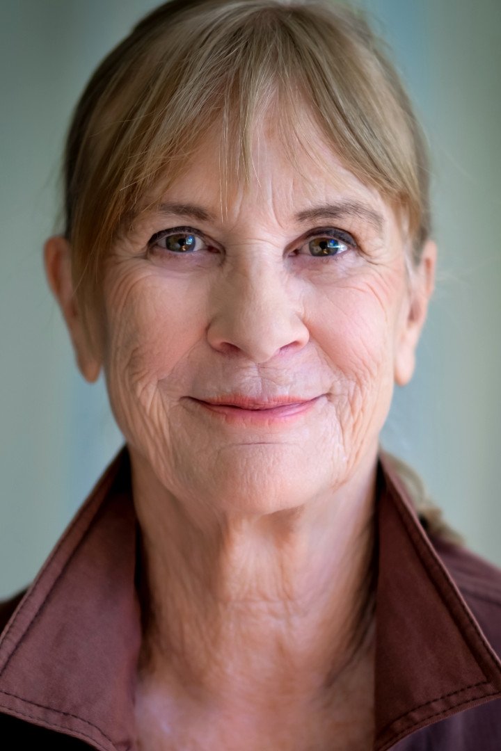 Kate Mitchell - Shirley