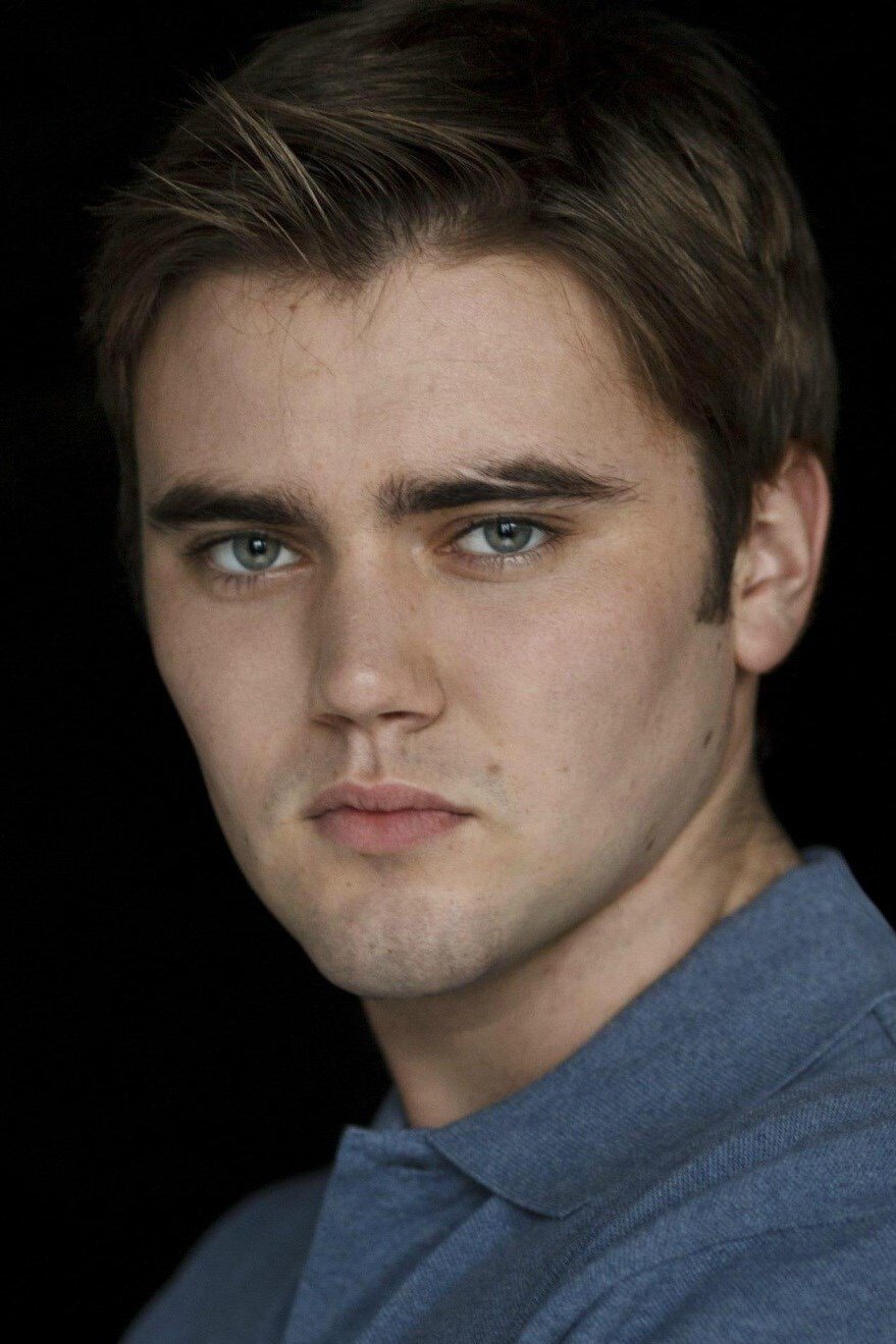 Cameron Bright - Tommy age 7