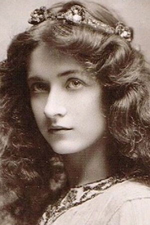 Maude Fealy - Bit Part (uncredited)