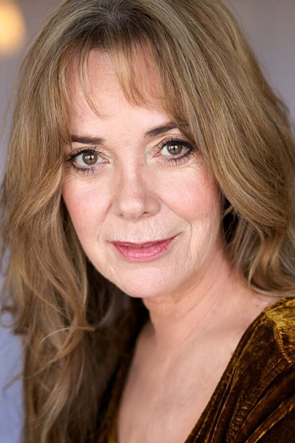Anne Lockhart - Nurse (uncredited)