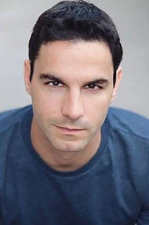 Derek Arnold - Pao