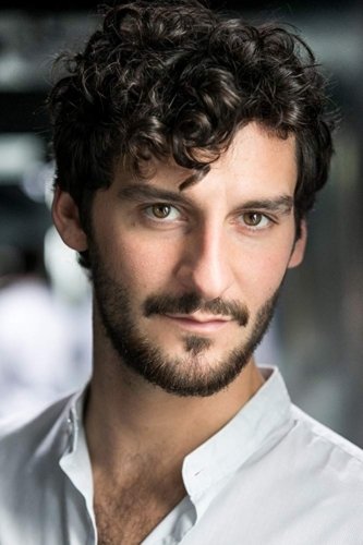 Leon Cooke - Hugh / Dancer