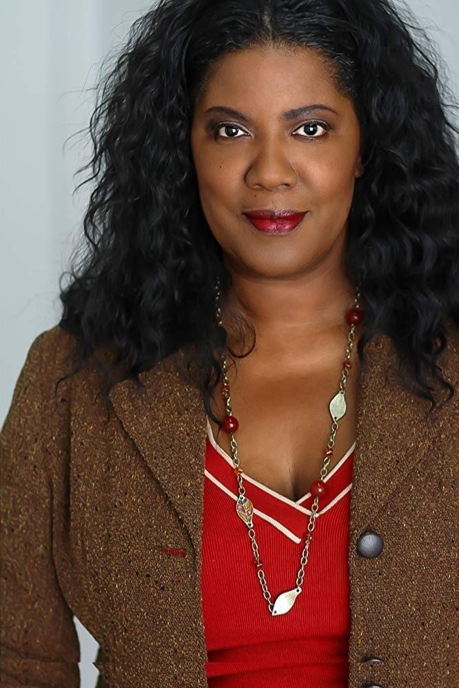 Gwen McGee - Louise