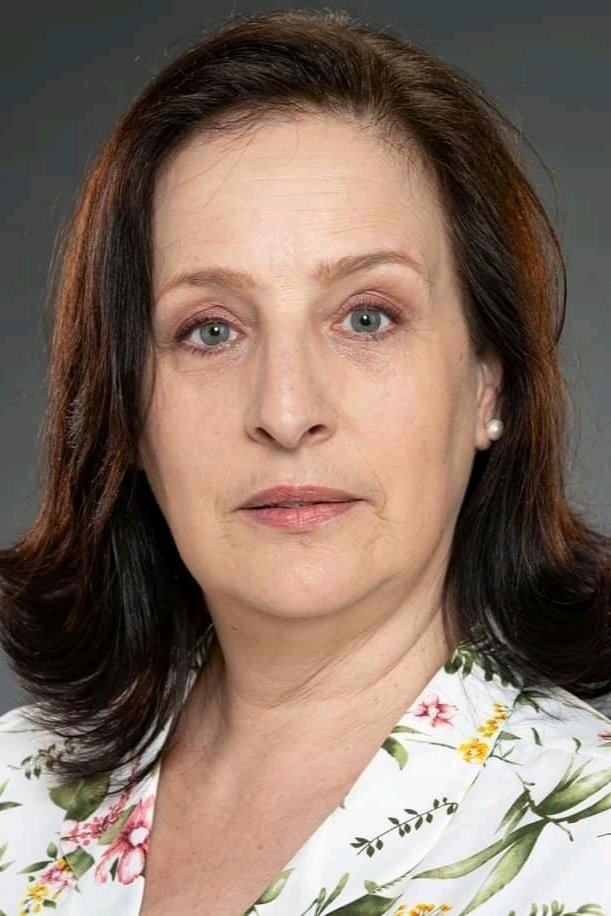 Pilar Ixquic Mata - Mira