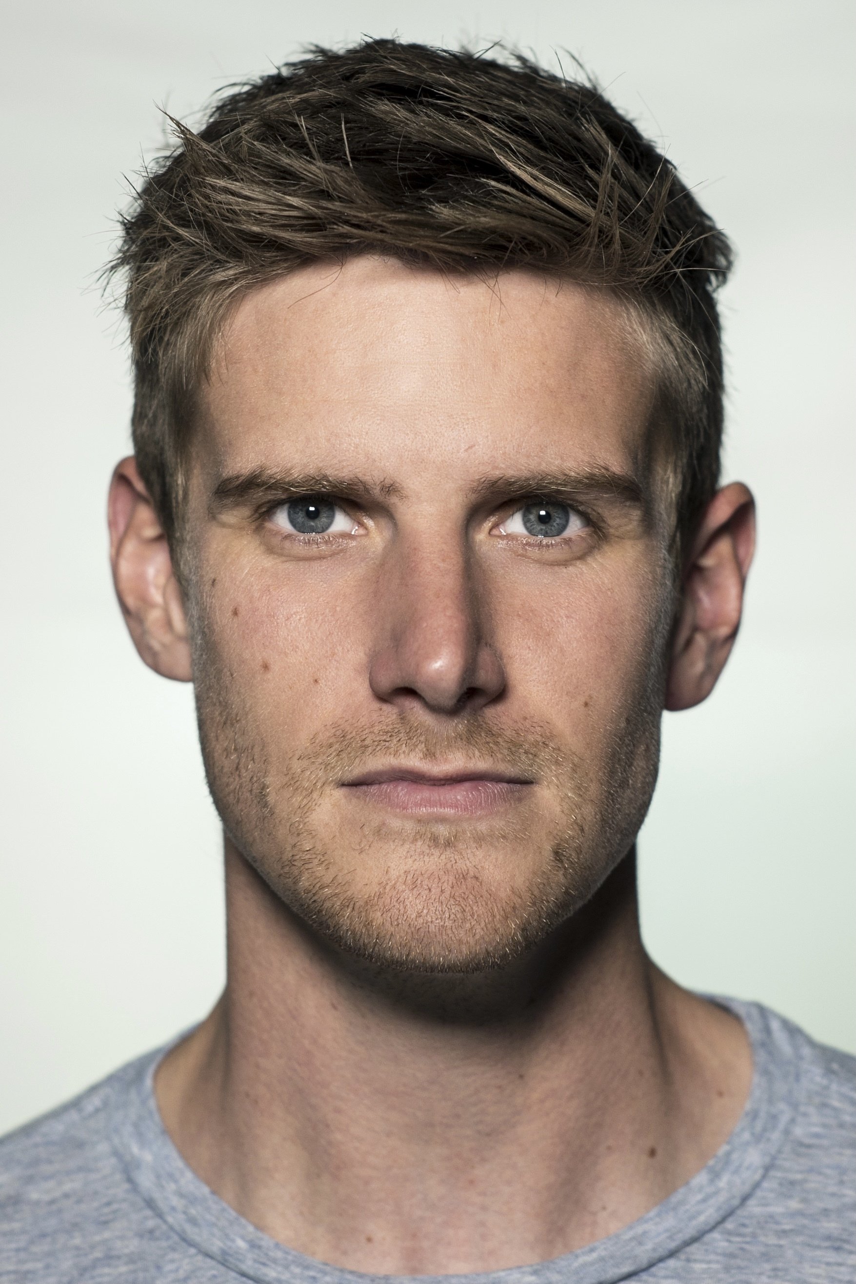 Harry Macqueen - Peter