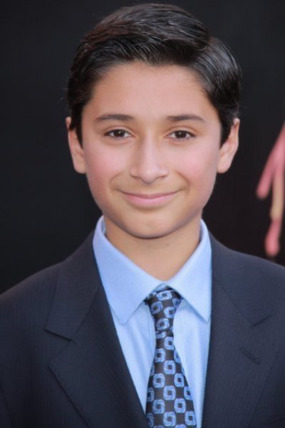 Imanol Yepez-Frias - Tribute Boy District 9