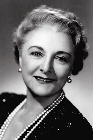 Nella Walker - Maude Larrabee