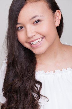 Eden Estrella - Samantha Hobbs