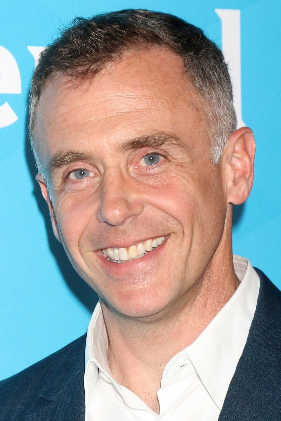 David Eigenberg - Henry Magnus