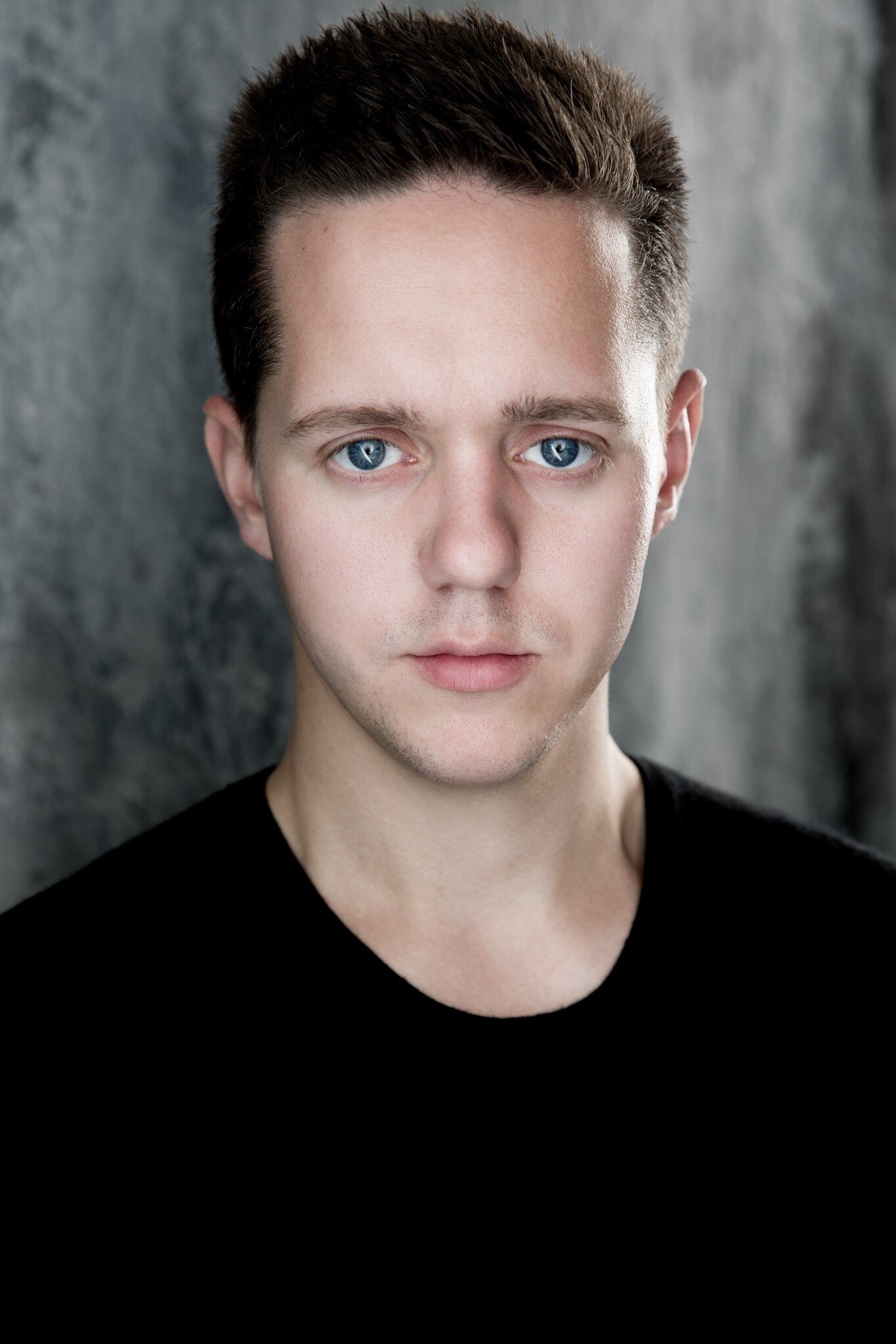 Stevee Davies - Minion