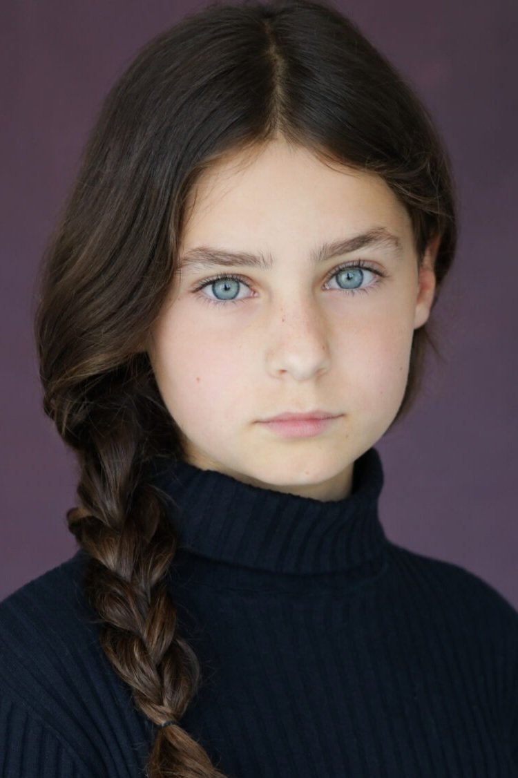 Billie Gadsdon - Estella (Age 5)