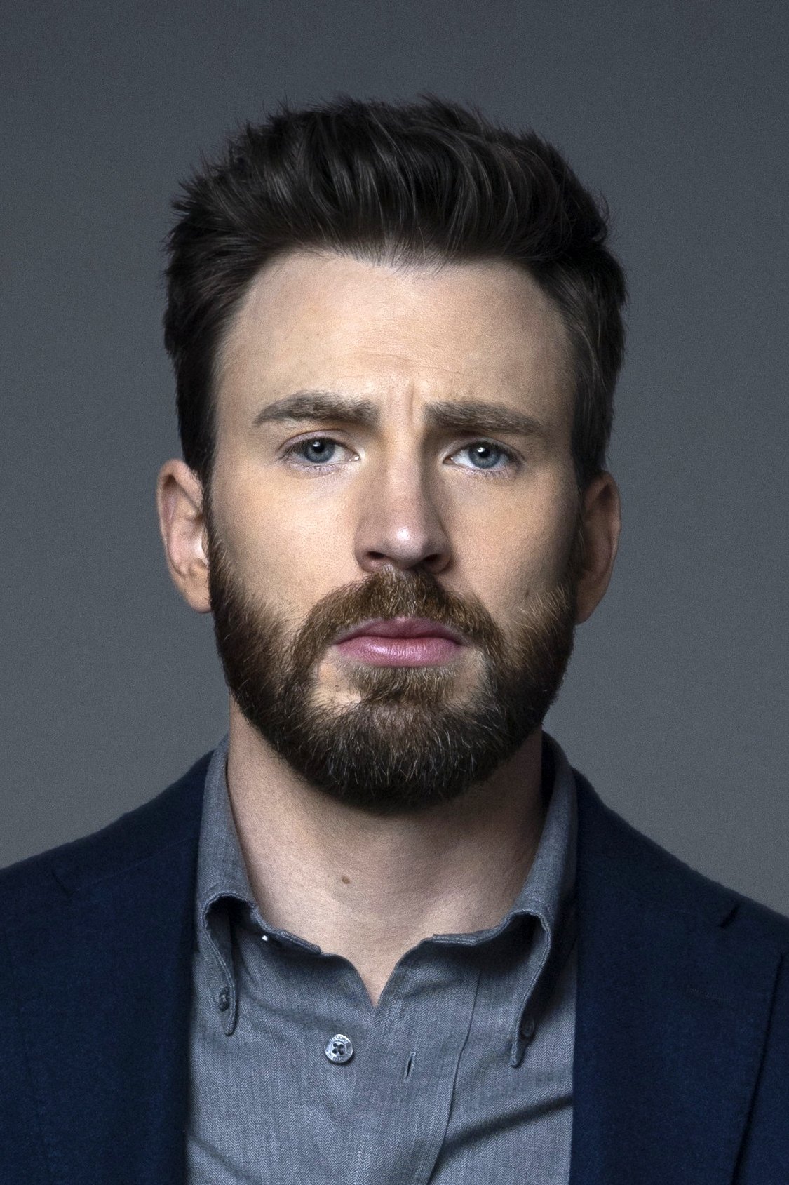 Chris Evans - Steve Rogers / Captain America (archive footage) (uncredited)