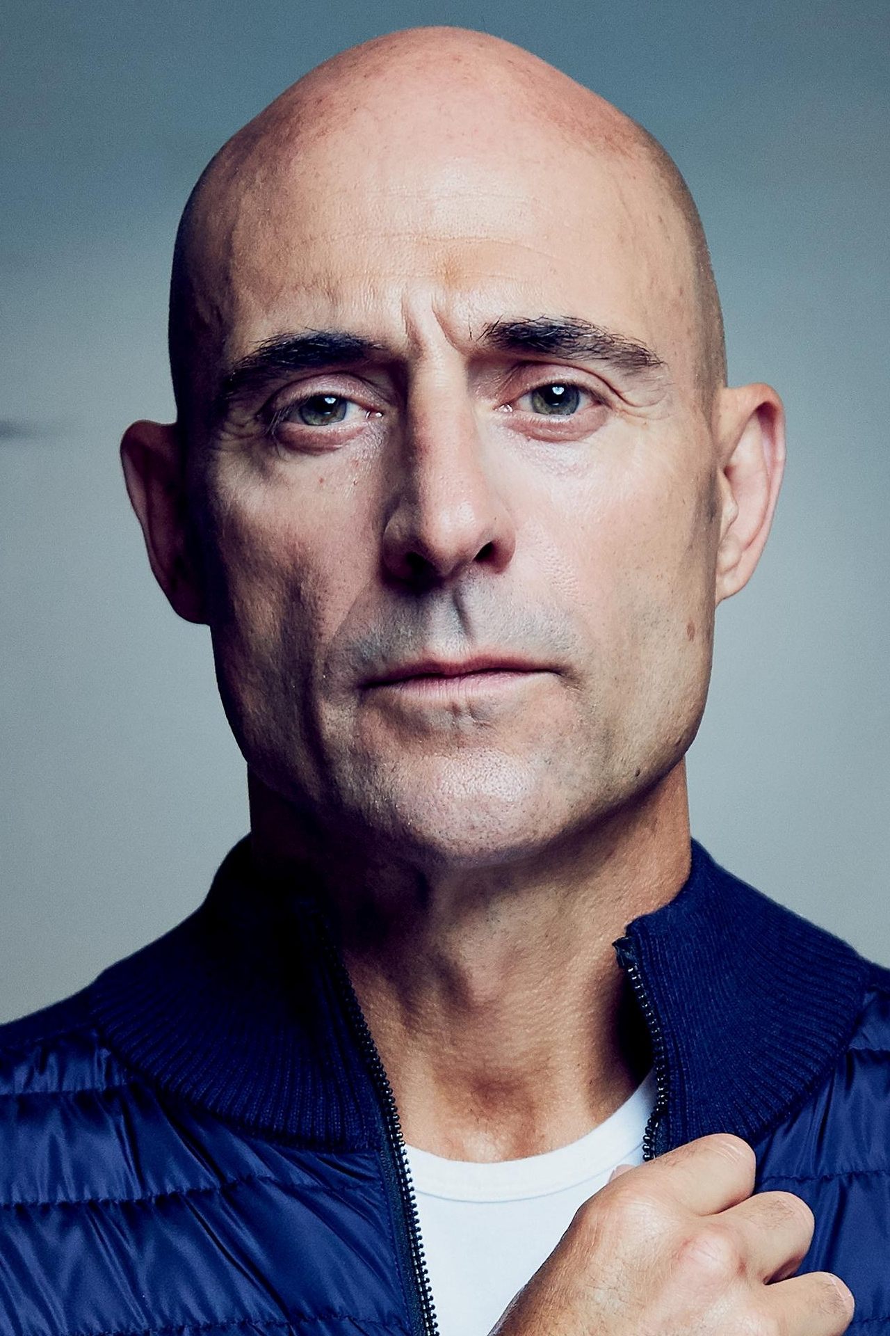 Mark Strong - Frank D'Amico