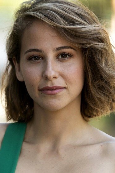 Irene Escolar - 