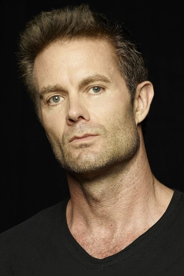 Garret Dillahunt - Pa