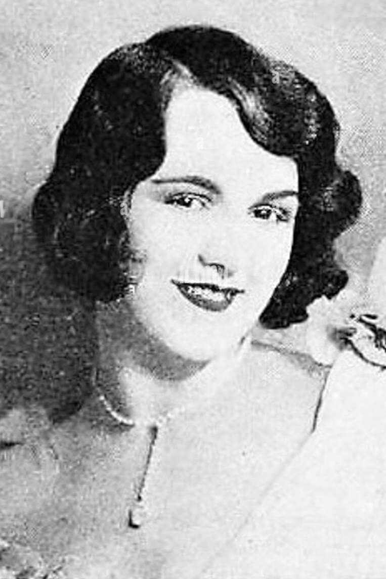 Caryl Lincoln - Auction Guest (uncredited)