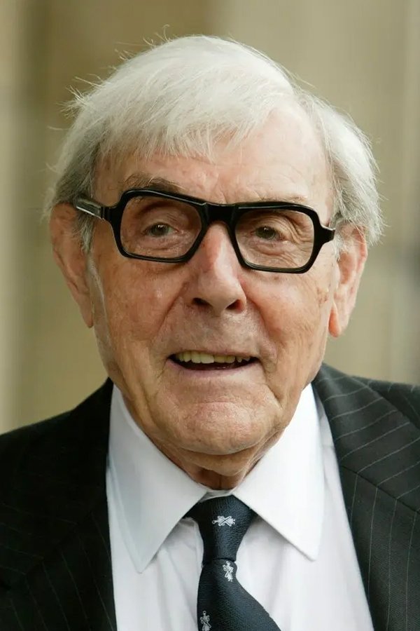 Eric Sykes - Mr. Edmund Tuttle