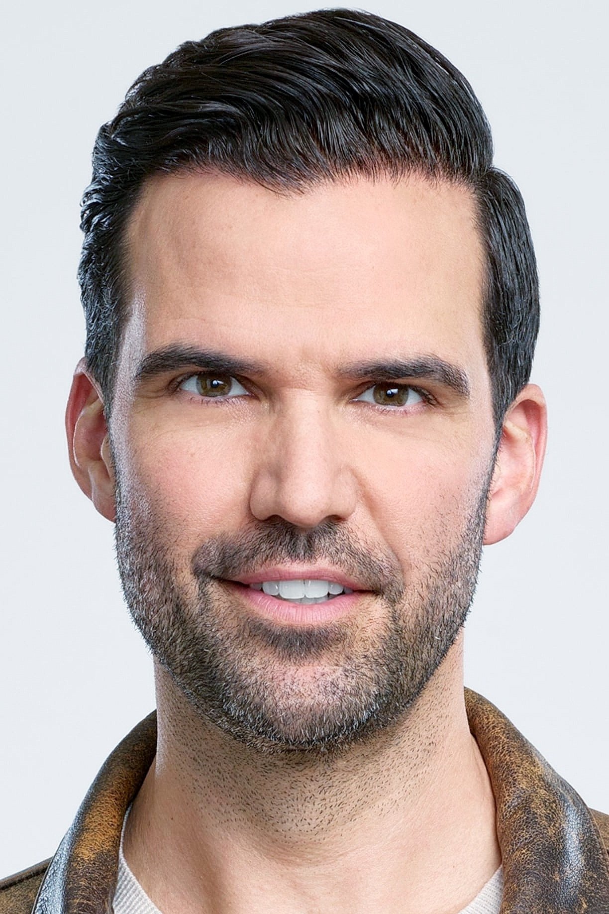 Benjamin Ayres - Andrew "Drew" Godfrey