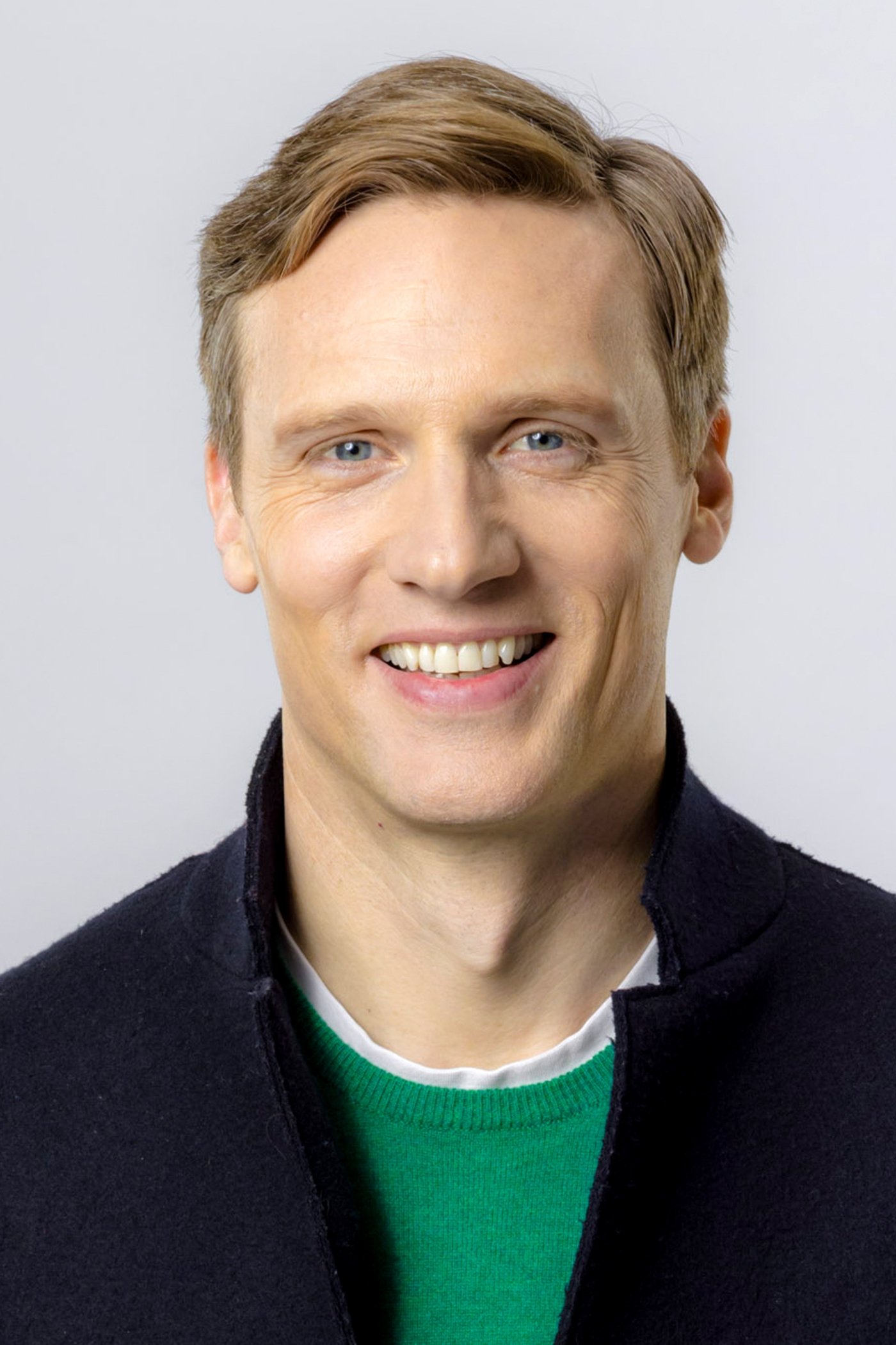 Teddy Sears - Michael