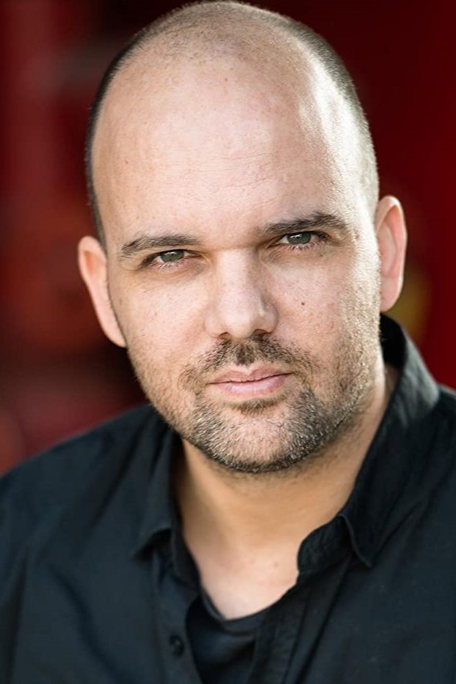 Xavier Fernández - Detective