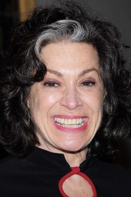 Elaine Kagan - V.E. Day Woman