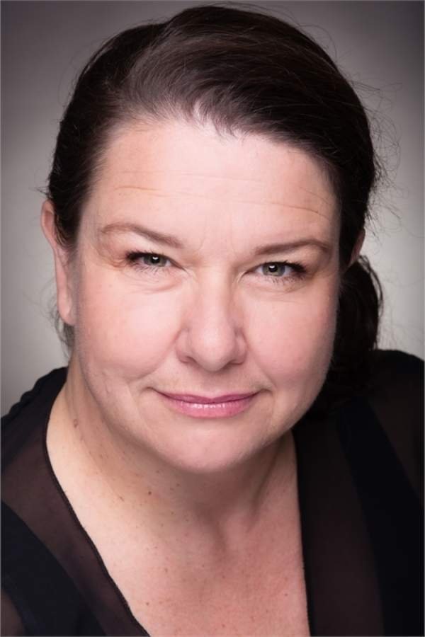 Bronwyn Bradley - Lisa