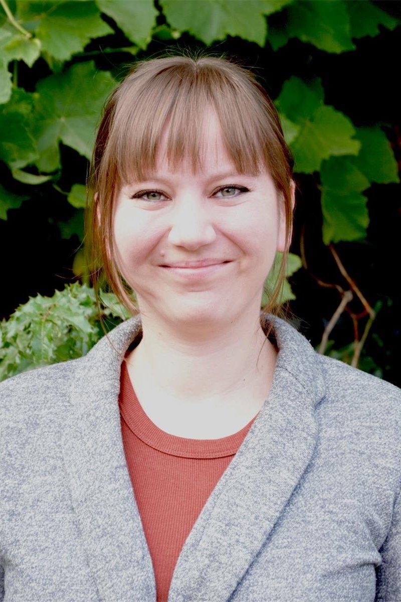 Kristyn Vitale - Self - Cat Psychology