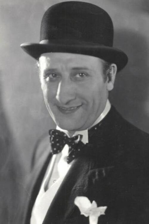 Manuel París - Croupier (uncredited)