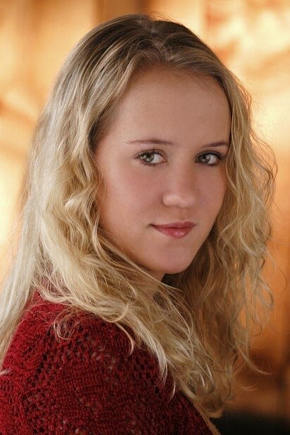 Aria Noelle Curzon - Additional Voices (voice)
