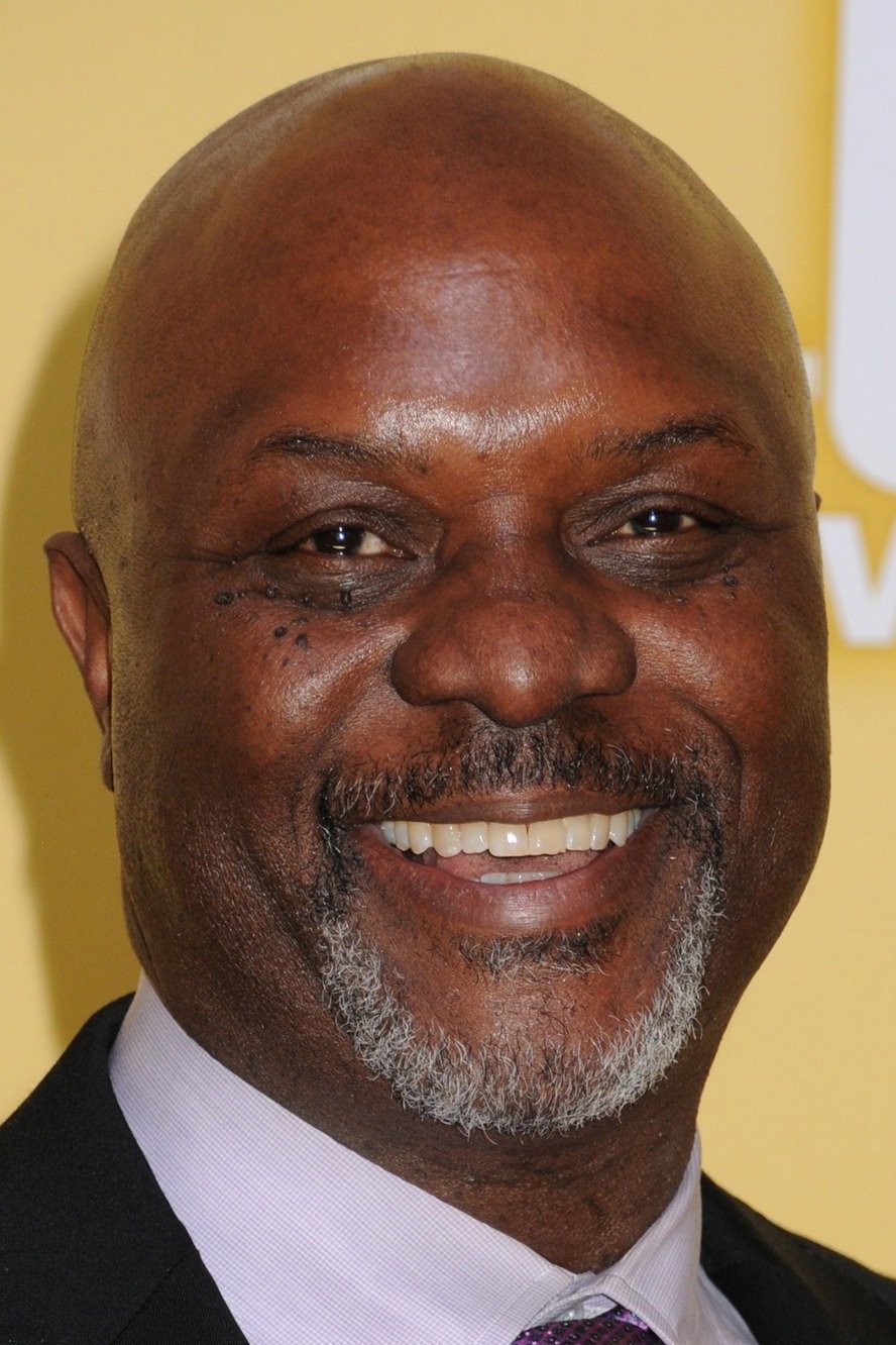 Robert Wisdom - Dr. Carl Cohn
