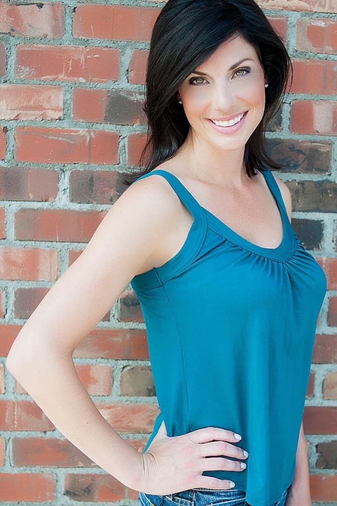 Angela Case - Lola