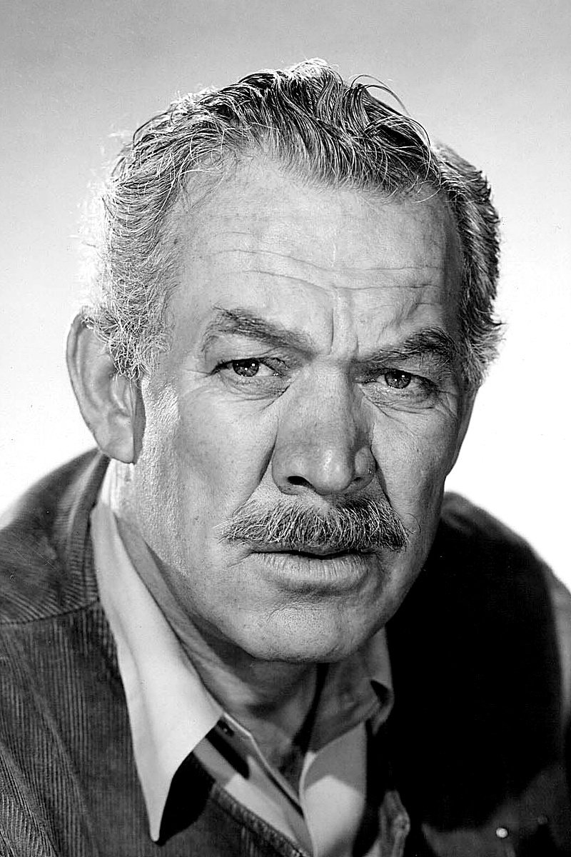 Ward Bond - Motorcycle Cop (uncredited)