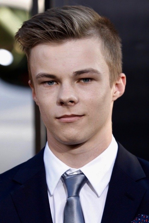 Nicholas Hamilton - Rellian Cash