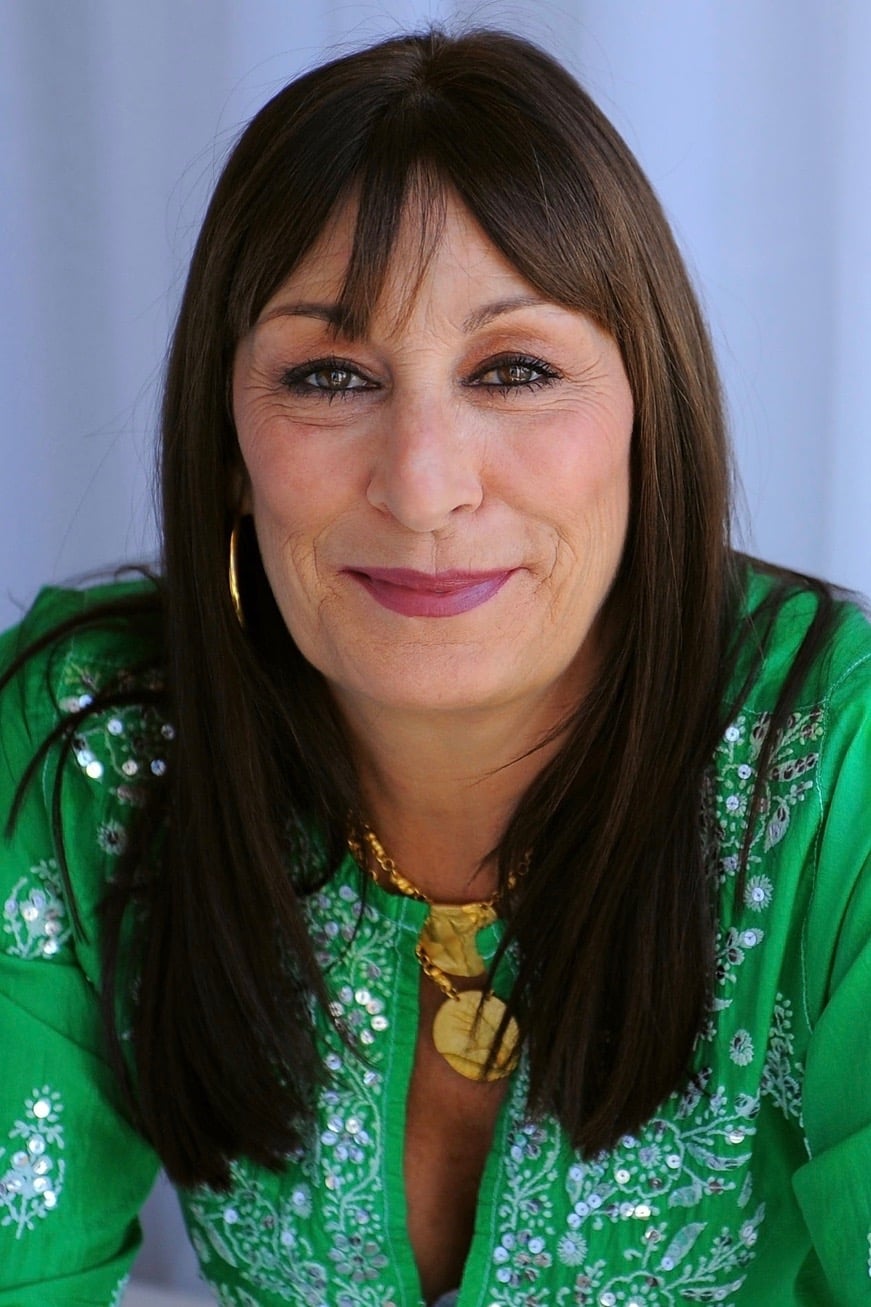 Anjelica Huston - Woman in Crowd on Pier (uncredited)