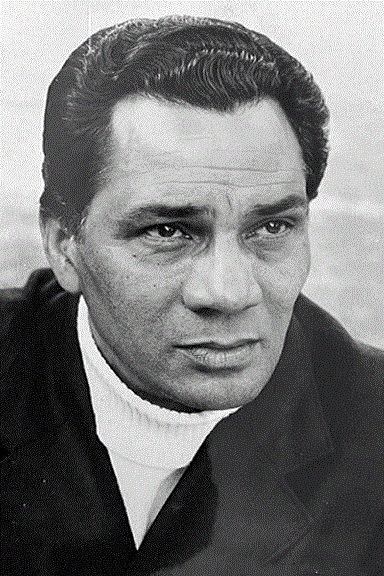 Enrique Lucero - Renaldo