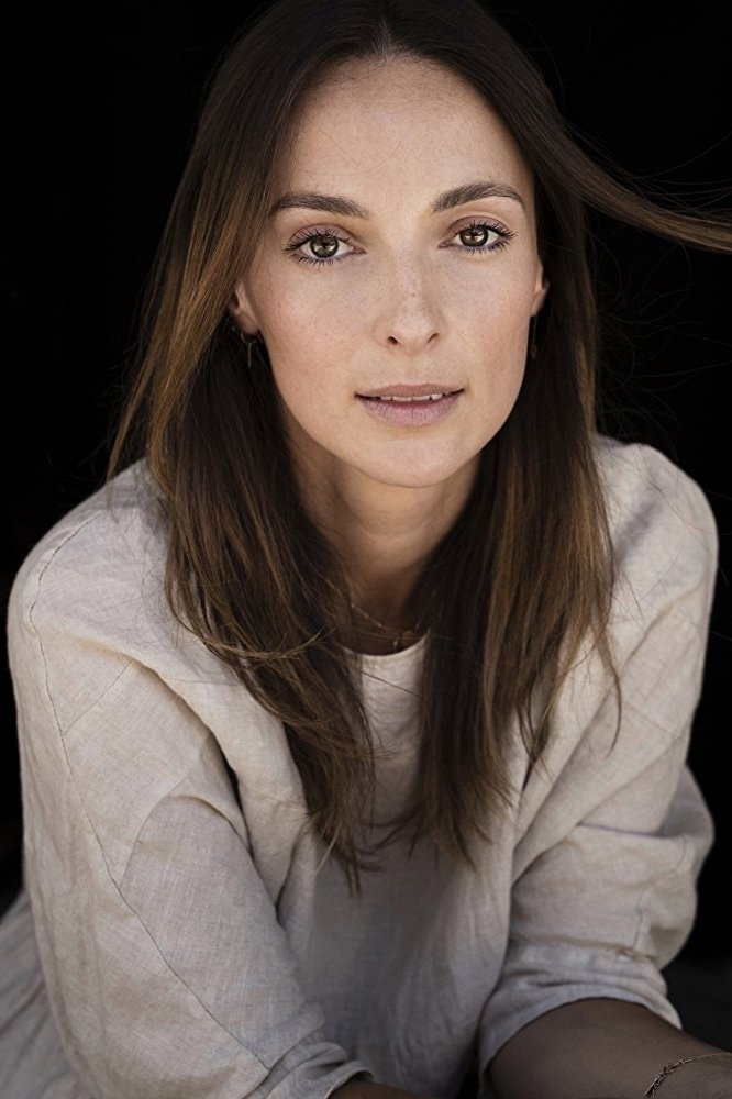 Lydia Sarks - Flight Attendant