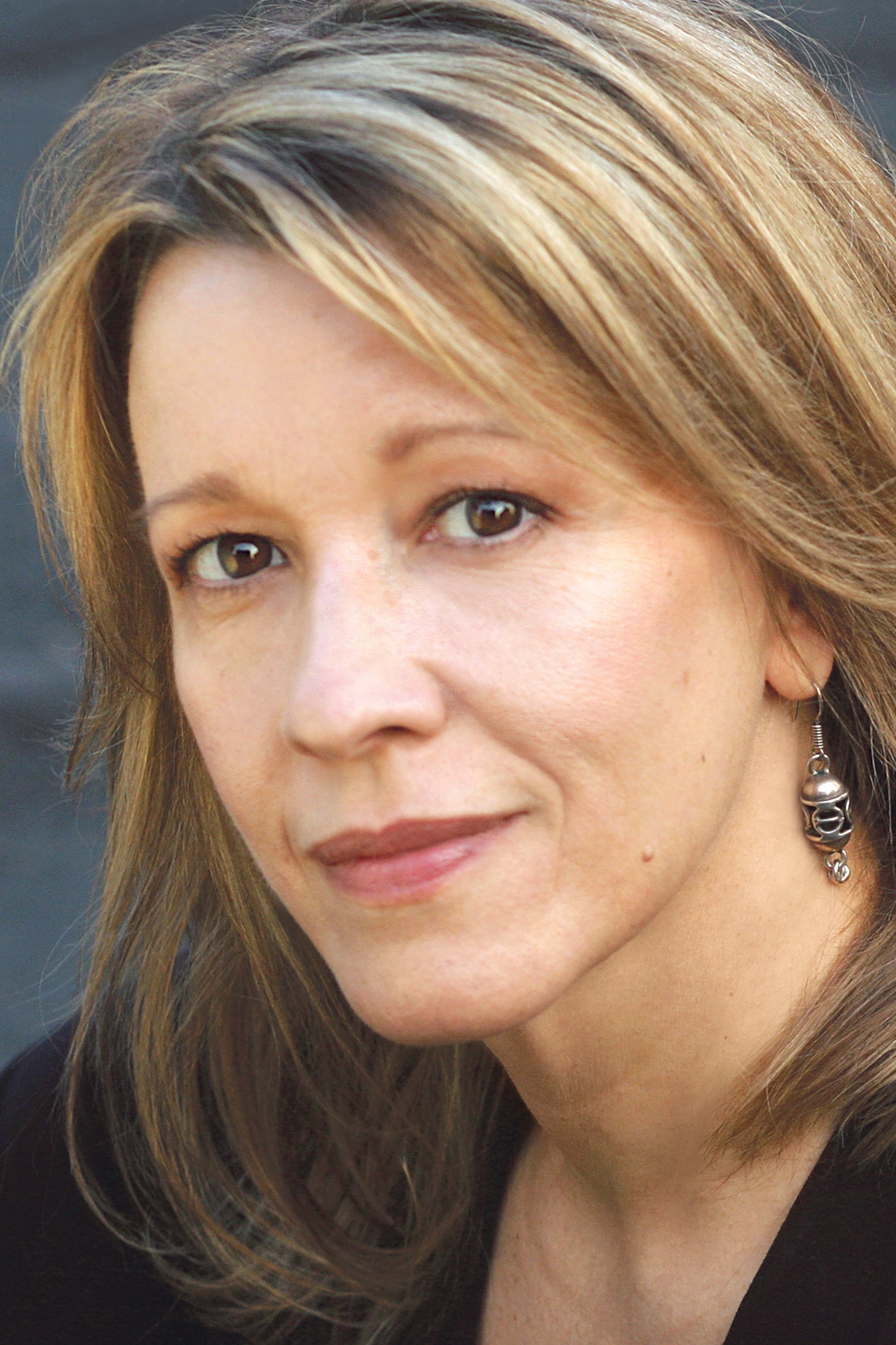 Linda Emond - Phosphor