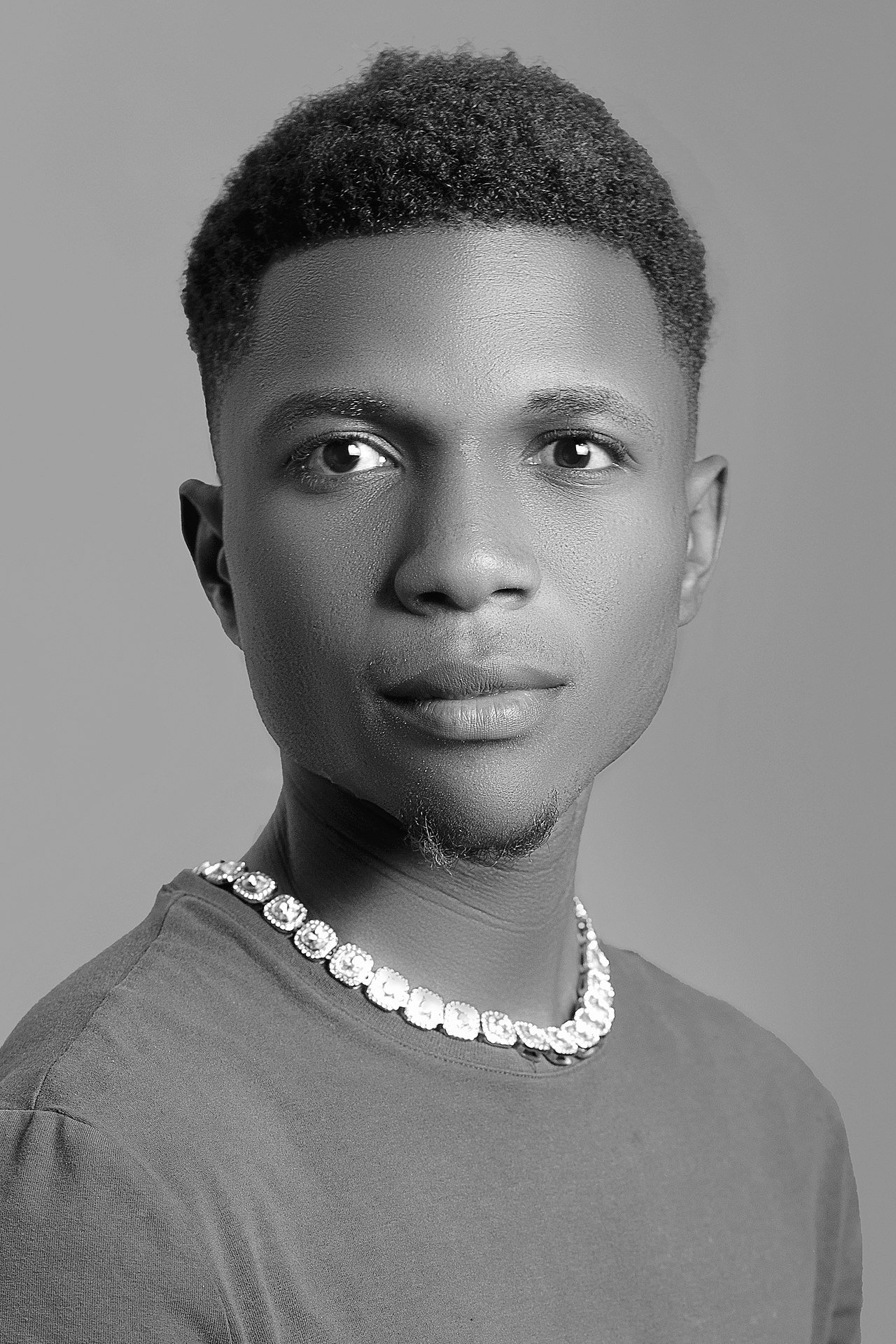 Anzor Alem - Clover tomas