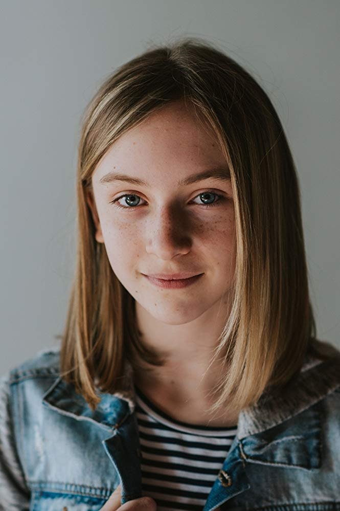 Sofia Wells - Sarah