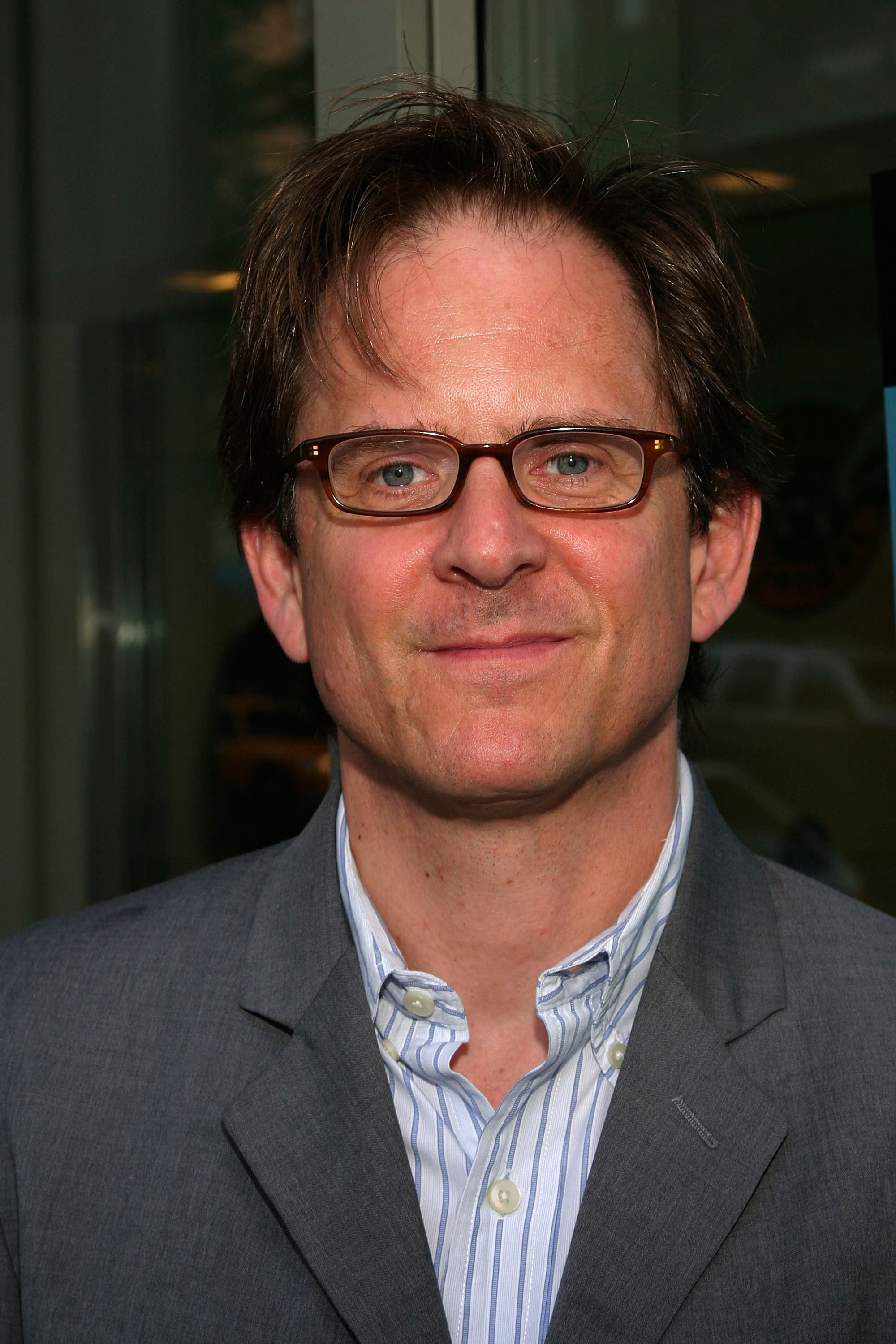 David Marshall Grant - Chief of Staff Hayden Sinclair (uncredited)