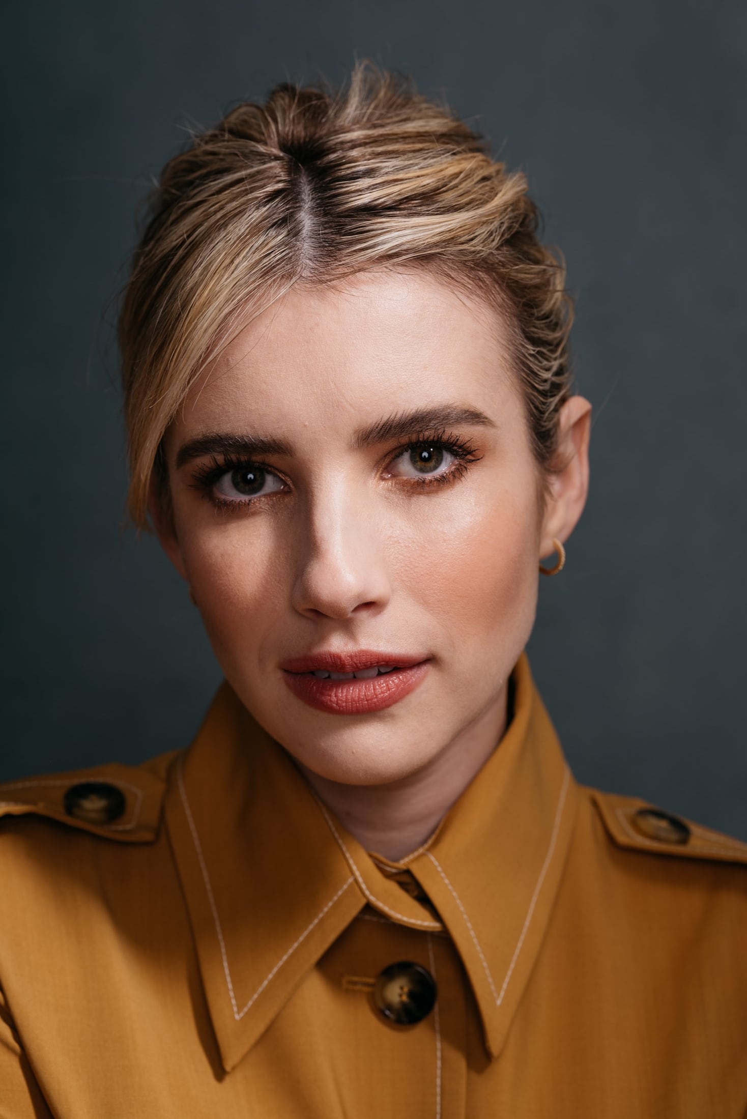 Emma Roberts - Margot Hayes